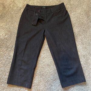 Apt. 9 curvy fit capris, dark gray